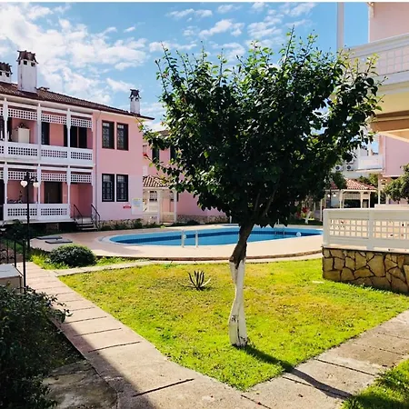 The House Close To Calis Beach 度假居 费特希耶